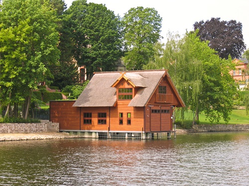 dom drewniany