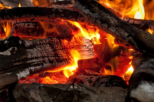 zabezpieczenie drewna przed ogniem